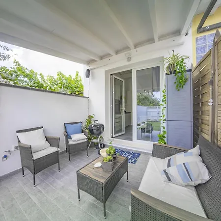 Sun Garden Flat
